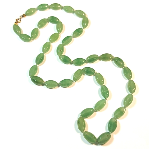Jewelry - 4 for $25- Vintage Moss Green Glass Bead Necklace